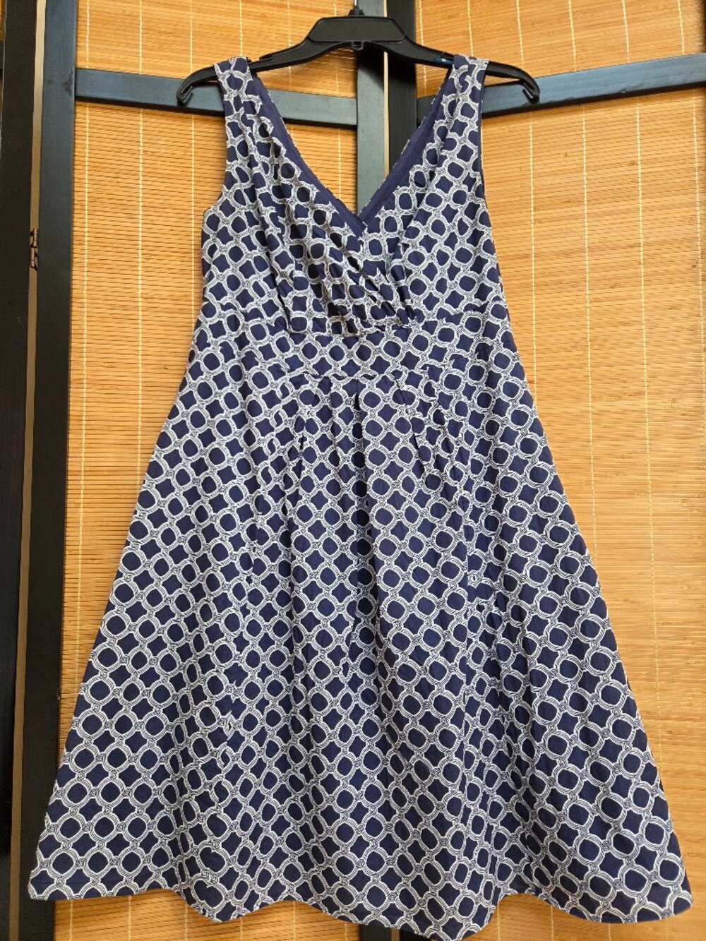 Lands’ End V-Neck 10 Nautical Knee Length Dress 100% Cotton Cruise Vacation Chic